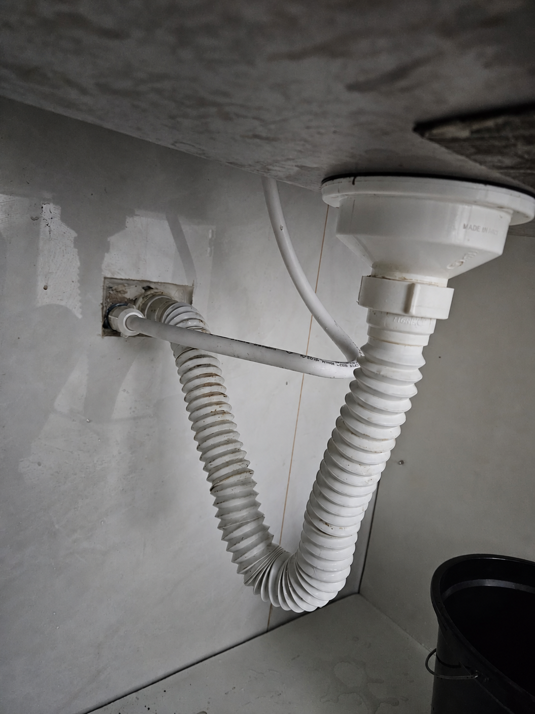 Conjunto hidráulico conectado após o reparo